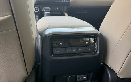 Toyota Land Cruiser Prado, 2025 год, 14 000 000 рублей, 13 фотография