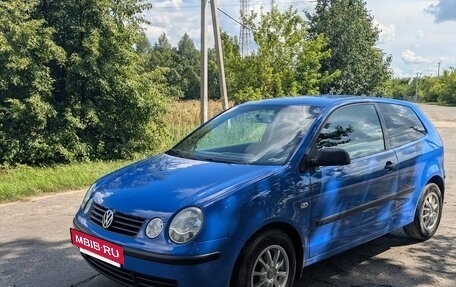 Volkswagen Polo IV рестайлинг, 2002 год, 250 000 рублей, 3 фотография