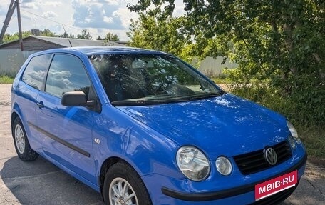 Volkswagen Polo IV рестайлинг, 2002 год, 250 000 рублей, 2 фотография