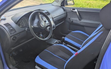 Volkswagen Polo IV рестайлинг, 2002 год, 250 000 рублей, 17 фотография