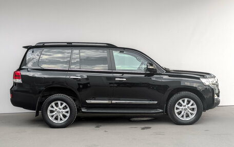 Toyota Land Cruiser 200, 2016 год, 5 800 000 рублей, 4 фотография