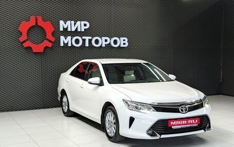 Toyota Camry, 2015 год, 1 799 000 рублей, 3 фотография