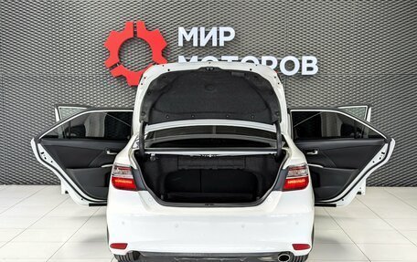 Toyota Camry, 2015 год, 1 799 000 рублей, 8 фотография