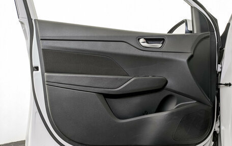 Hyundai Solaris II рестайлинг, 2022 год, 1 565 000 рублей, 19 фотография