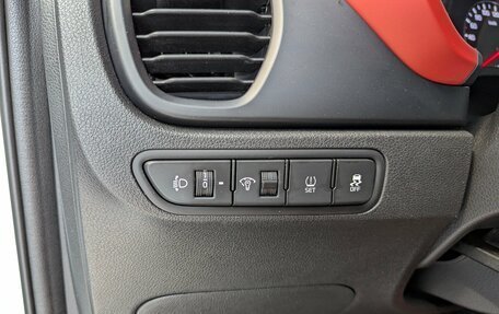 KIA Rio IV, 2021 год, 1 495 000 рублей, 28 фотография
