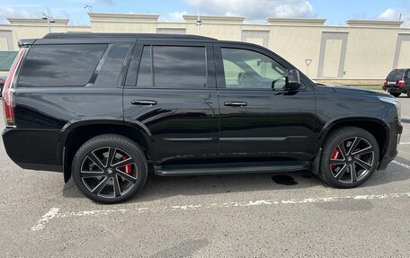 Cadillac Escalade IV, 2017 год, 5 600 000 рублей, 21 фотография