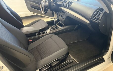 BMW 1 серия, 2011 год, 839 000 рублей, 11 фотография