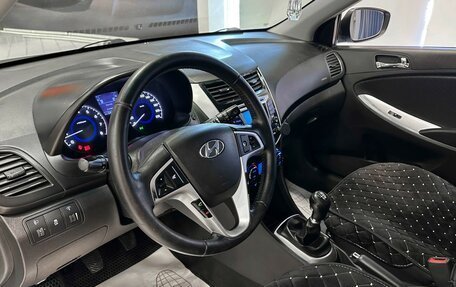 Hyundai Solaris II рестайлинг, 2012 год, 777 000 рублей, 10 фотография