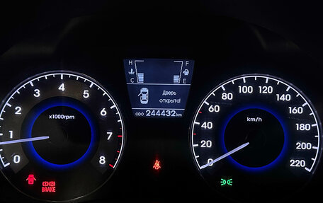 Hyundai Solaris II рестайлинг, 2012 год, 777 000 рублей, 19 фотография