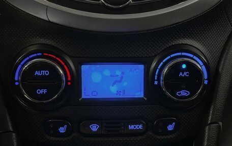 Hyundai Solaris II рестайлинг, 2012 год, 777 000 рублей, 23 фотография