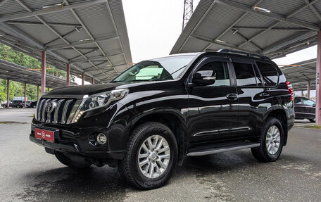 Toyota Land Cruiser Prado 150 рестайлинг 2, 2017 год, 3 940 000 рублей, 4 фотография