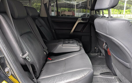 Toyota Land Cruiser Prado 150 рестайлинг 2, 2017 год, 3 940 000 рублей, 11 фотография