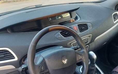 Renault Scenic III, 2011 год, 900 000 рублей, 7 фотография