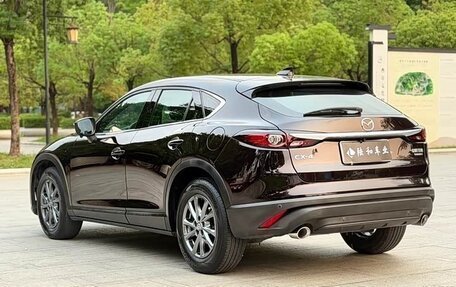 Mazda CX-4, 2024 год, 1 980 000 рублей, 4 фотография
