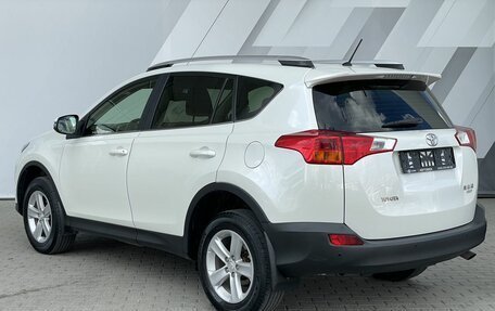 Toyota RAV4, 2014 год, 1 850 000 рублей, 9 фотография