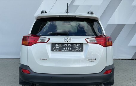 Toyota RAV4, 2014 год, 1 850 000 рублей, 7 фотография