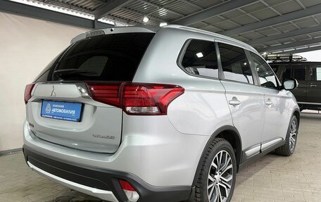 Mitsubishi Outlander III рестайлинг 3, 2018 год, 1 749 000 рублей, 5 фотография
