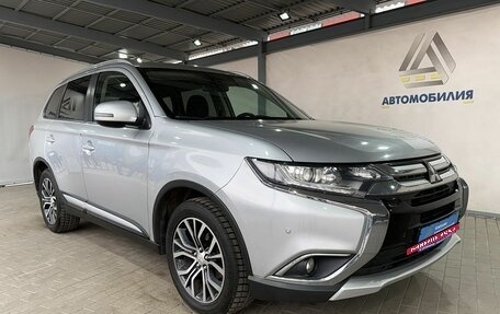 Mitsubishi Outlander III рестайлинг 3, 2018 год, 1 749 000 рублей, 7 фотография