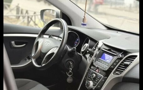 Hyundai i30 II рестайлинг, 2012 год, 1 090 000 рублей, 8 фотография