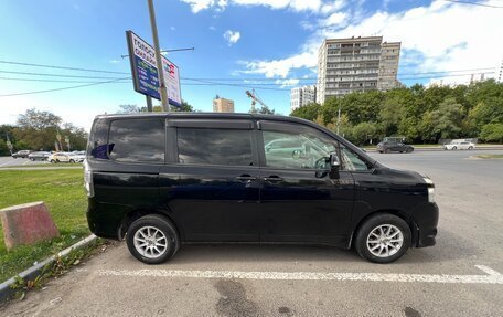 Toyota Voxy II, 2010 год, 1 290 000 рублей, 6 фотография