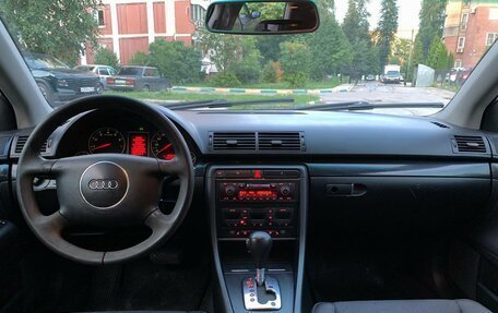 Audi A4, 2004 год, 449 000 рублей, 8 фотография