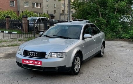 Audi A4, 2004 год, 449 000 рублей, 3 фотография
