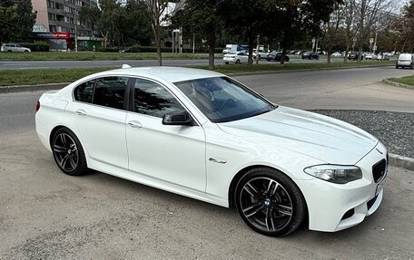 BMW 5 серия, 2010 год, 1 549 000 рублей, 3 фотография