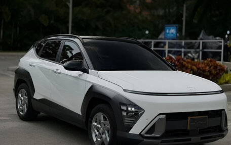 Hyundai Kona, 2023 год, 2 210 000 рублей, 6 фотография
