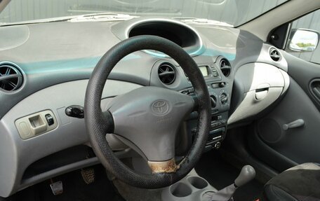 Toyota Yaris I рестайлинг, 2002 год, 209 999 рублей, 9 фотография
