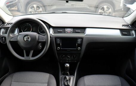 Skoda Rapid I, 2018 год, 1 240 000 рублей, 14 фотография