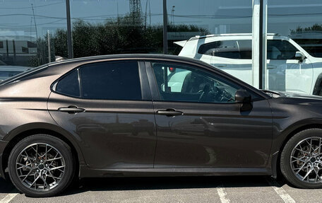 Toyota Camry, 2018 год, 2 250 000 рублей, 6 фотография