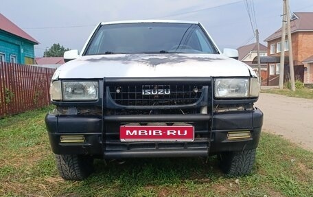 Isuzu Rodeo II, 1996 год, 499 999 рублей, 1 фотография