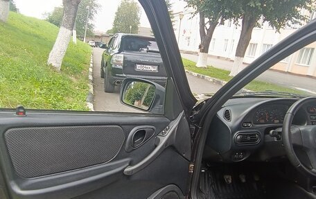 Chevrolet Niva I рестайлинг, 2015 год, 780 000 рублей, 4 фотография