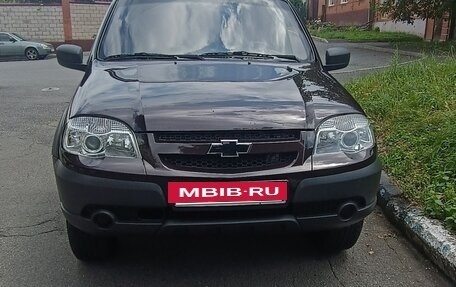 Chevrolet Niva I рестайлинг, 2015 год, 780 000 рублей, 26 фотография