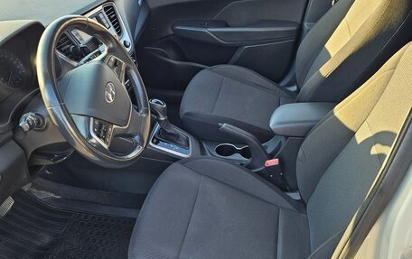 Hyundai Solaris II рестайлинг, 2018 год, 1 150 000 рублей, 16 фотография