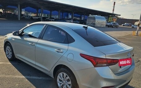 Hyundai Solaris II рестайлинг, 2018 год, 1 150 000 рублей, 4 фотография