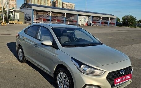Hyundai Solaris II рестайлинг, 2018 год, 1 150 000 рублей, 7 фотография