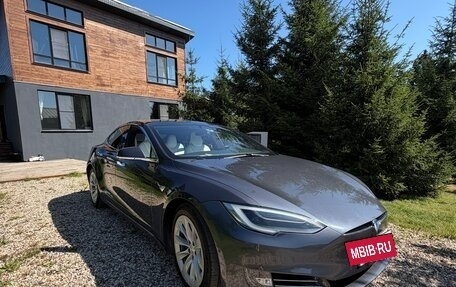 Tesla Model S I, 2017 год, 3 500 000 рублей, 2 фотография