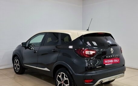 Renault Kaptur I рестайлинг, 2018 год, 1 350 000 рублей, 8 фотография