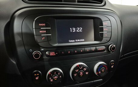 KIA Soul II рестайлинг, 2017 год, 1 130 000 рублей, 20 фотография