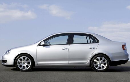 Volkswagen Jetta VI, 2010 год, 460 000 рублей, 2 фотография