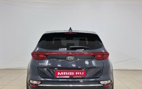 KIA Sportage IV рестайлинг, 2018 год, 1 930 000 рублей, 5 фотография