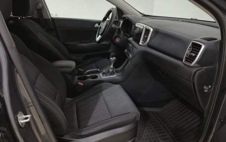 KIA Sportage IV рестайлинг, 2018 год, 1 930 000 рублей, 13 фотография