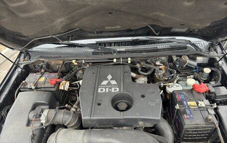 Mitsubishi Pajero IV, 2007 год, 1 900 000 рублей, 11 фотография