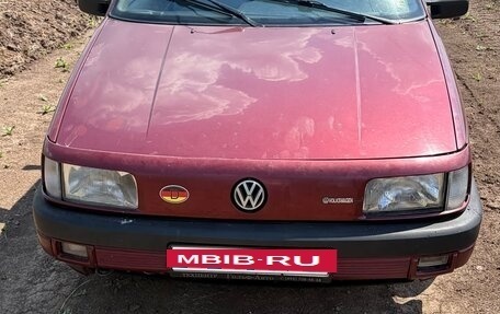 Volkswagen Passat B3, 1992 год, 215 000 рублей, 2 фотография