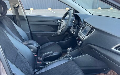 Hyundai Solaris II рестайлинг, 2018 год, 1 200 000 рублей, 7 фотография