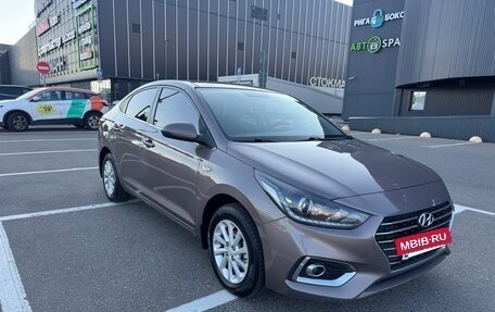 Hyundai Solaris II рестайлинг, 2018 год, 1 200 000 рублей, 2 фотография