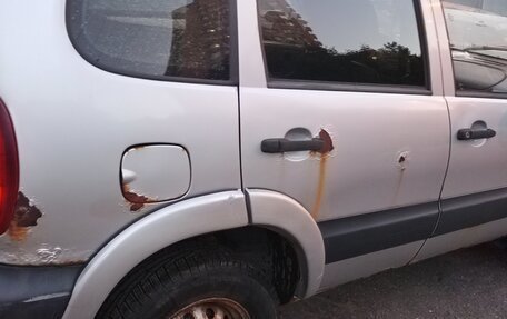 Chevrolet Niva I рестайлинг, 2006 год, 200 000 рублей, 7 фотография