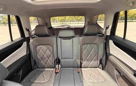 Volkswagen Teramont I, 2024 год, 5 000 000 рублей, 22 фотография