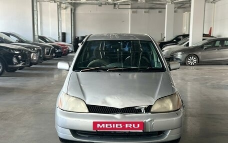 Toyota Platz, 2000 год, 175 000 рублей, 2 фотография